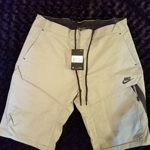 Nike cargo shorts